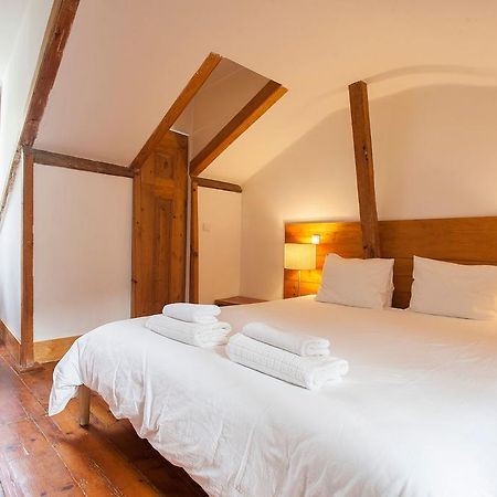Central, Charming, Quiet, Garden And Parking Лиссабон Экстерьер фото