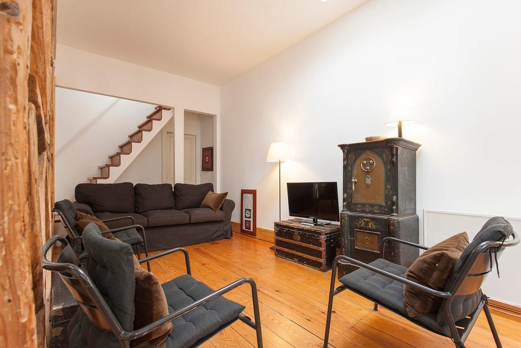 Central, Charming, Quiet, Garden And Parking Лиссабон Экстерьер фото
